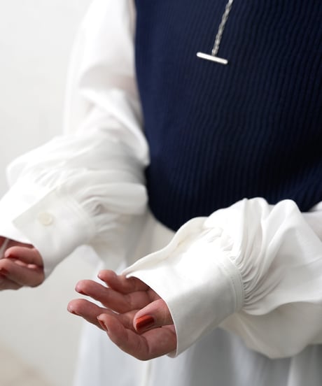 Knit vest×shirt