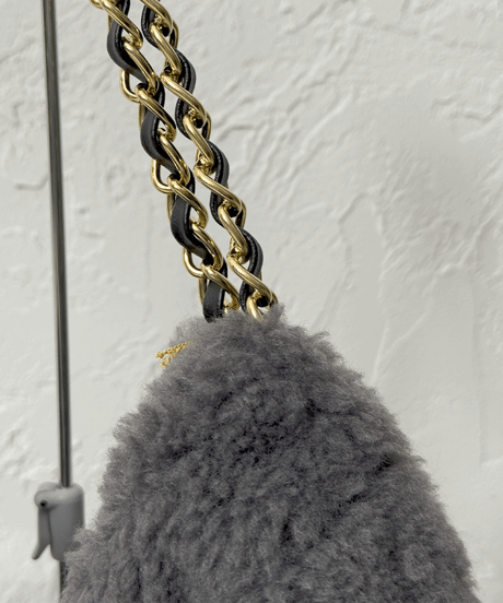 【VIOLAd'ORO】Mouton eco fur chain tote bag