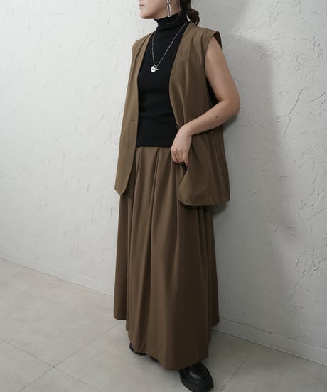 Cool touch fabric skirt