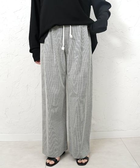 Hickory relaxing pants 残り僅か！