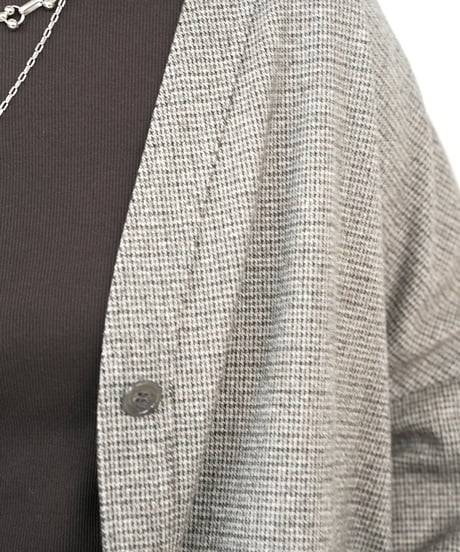 【PASSIONE】　ご予約   WOOLLET　チェックVネックカーディガン