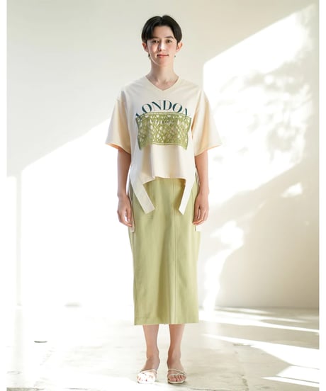 【Lallia Mu】ご予約   レースドッキングクロップドカットソー