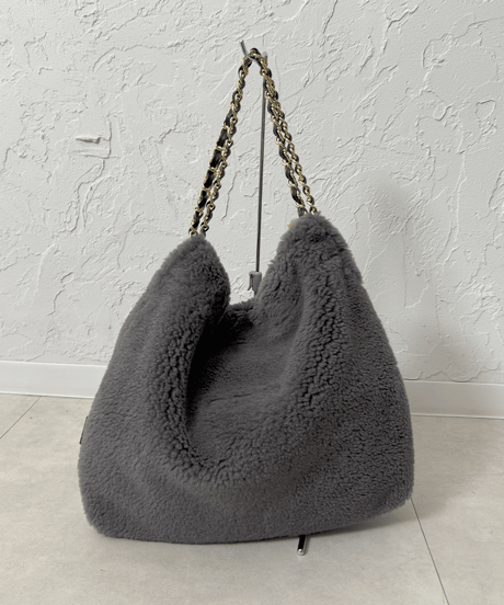 【VIOLAd'ORO】Mouton eco fur chain tote bag