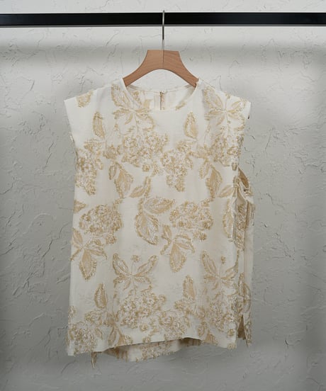 Jacquard vest