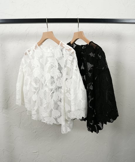Race flare sleeve blouse【ラスト1点】