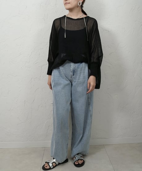 Side tuck curve loose denim Pants　長い方のみ