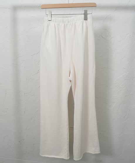 Easy sweatpants 残り僅か！
