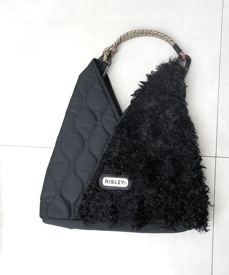 【Risley×outdoor】quilting fur triangle bag M ラスト2点！