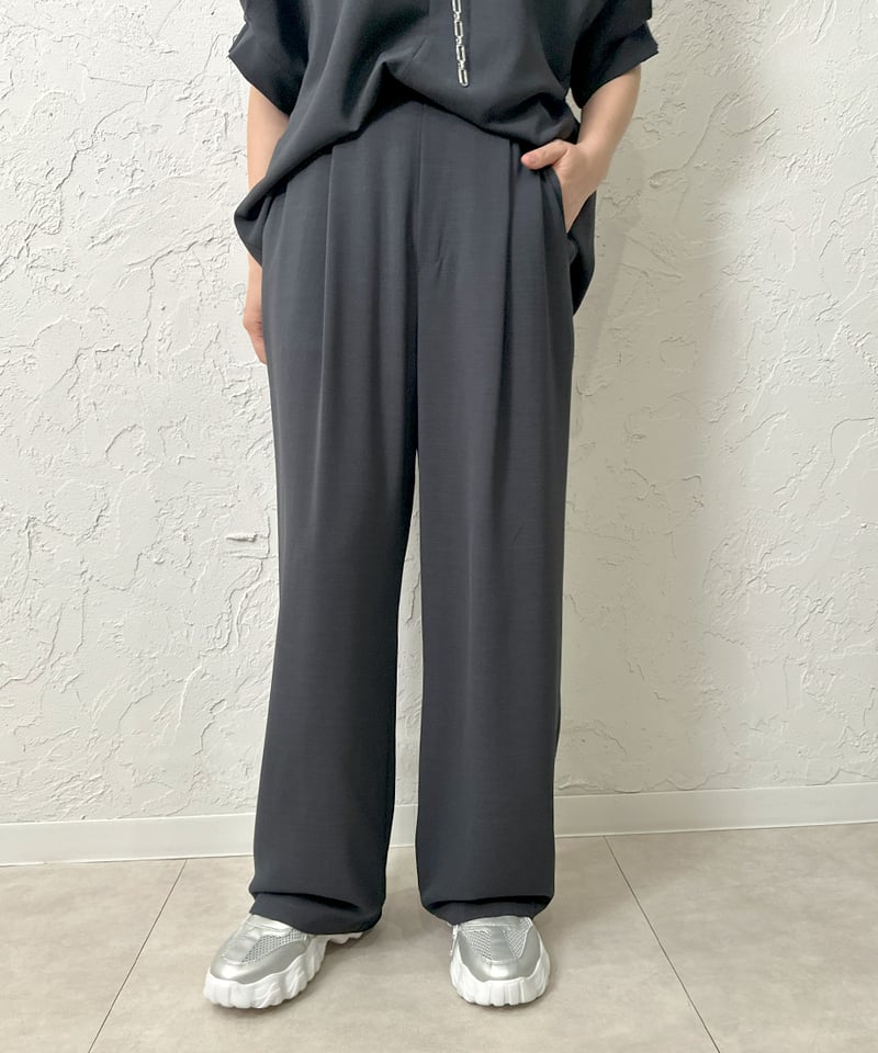 Tack straight pants | select shop Liren