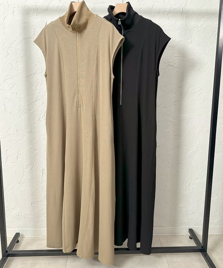 Half zip one-piece【ラスト1点】