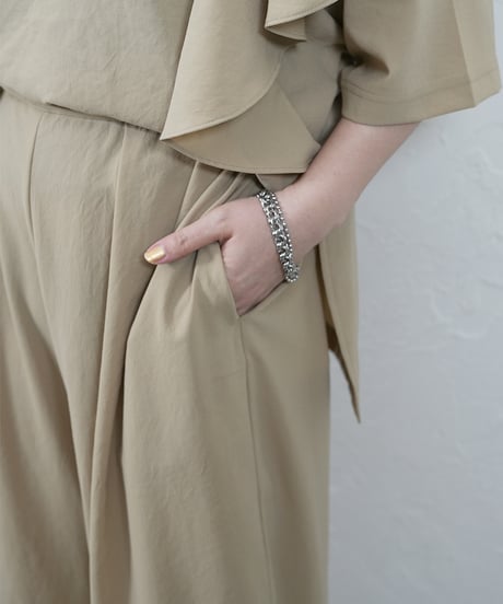 Stretch　georgette relaxpants【beigeラスト1点】