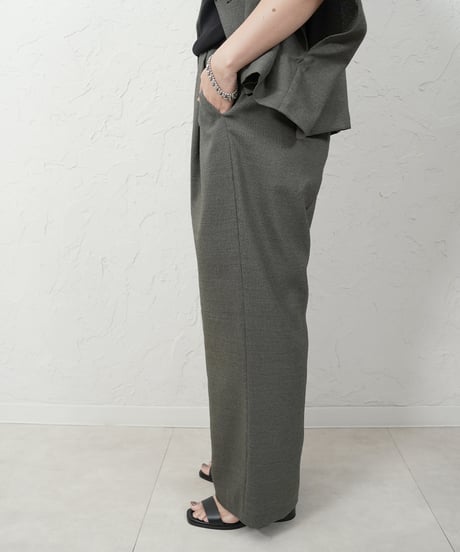 Tuck straight　wide Pants【charcoalラスト1.2点】