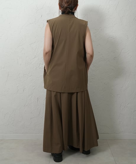 Cool touch fabric skirt