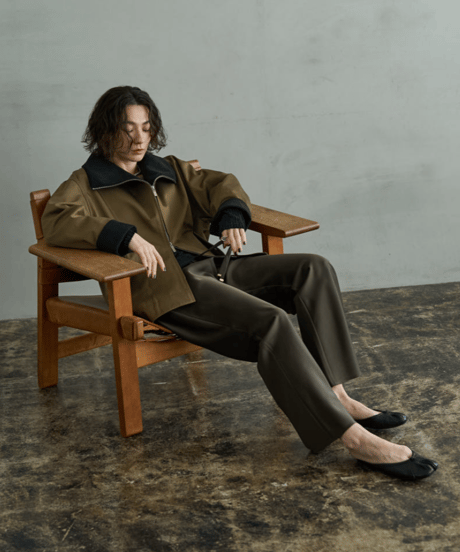 Stand big collar blouson