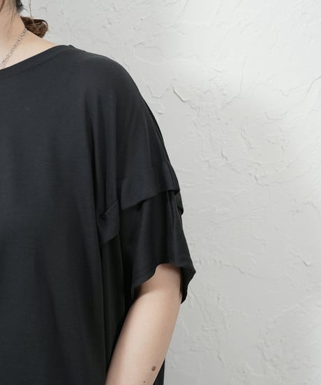 Prime cool leeve tuck Tshirt