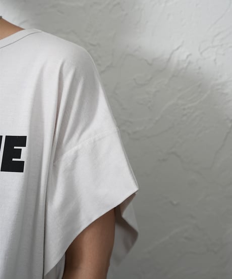 LA VAGUEtuck sleeve Tshirt【残り僅か！】