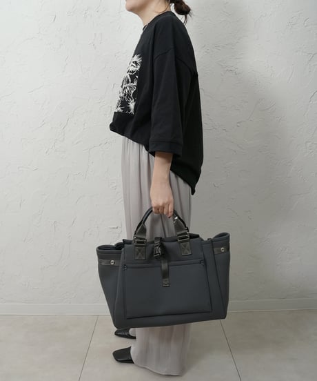 Liren別注カラー　Neoprene wide tote bag 【26ss】残り僅か！