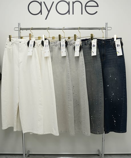 【ayene】　ご予約  ホワイトデニムバレルレッグペイント加工パンツ【ショート丈】