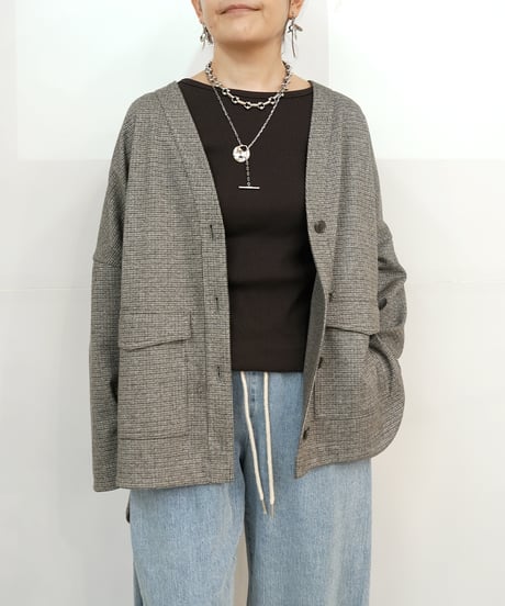【PASSIONE】　ご予約   WOOLLET　チェックVネックカーディガン
