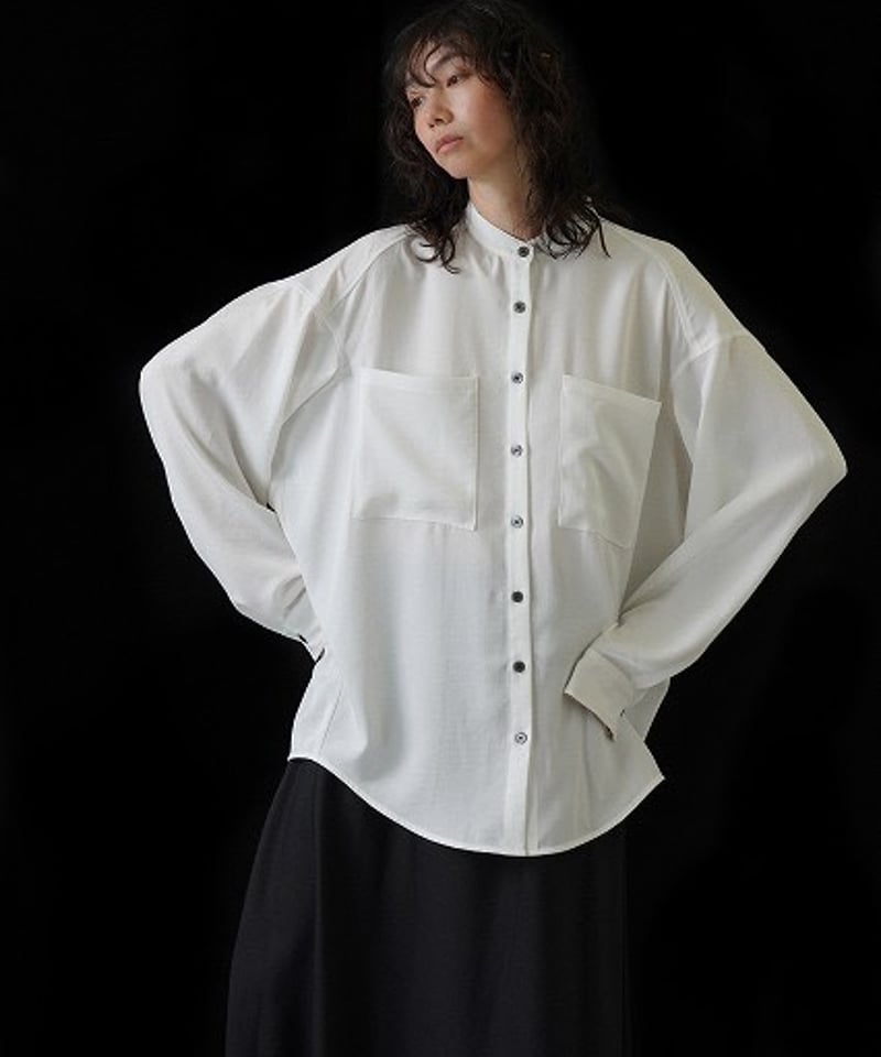 CYAN tokyo】 ご予約 アームドレープグロッシーオーバーシャツ