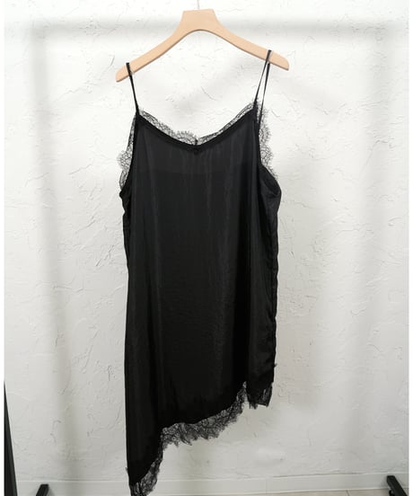 Race satin hem　asymmetry　cami 残り僅か！