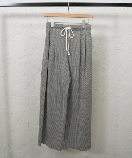 Hickory relaxing pants 残り僅か！