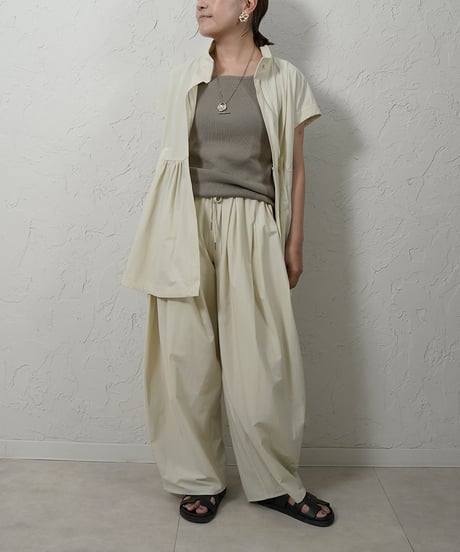 Stretch  nylon　ZIP vest　【ラスト2点】
