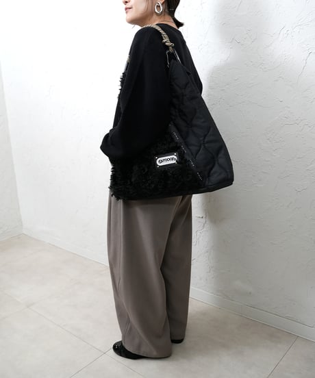 【Risley×outdoor】quilting fur triangle bag M ラスト2点！