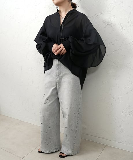 Sleeve frill  blouse【whiteラスト1点】