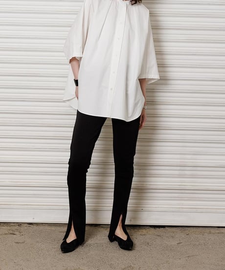 再再再再販　ご予約　FRONT SLIT LEGGINGS