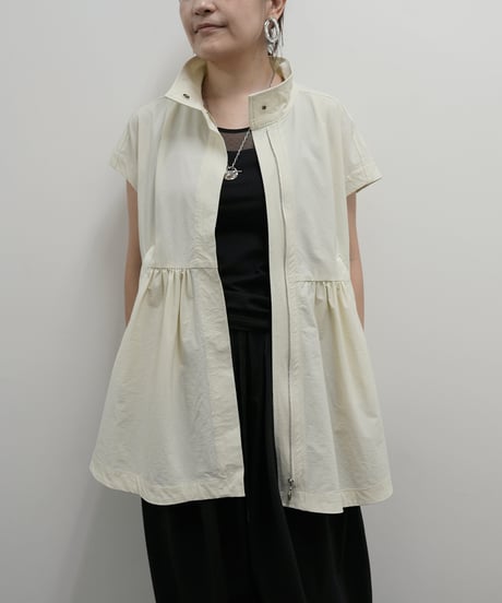 Stretch  nylon　ZIP vest　【ラスト2点】