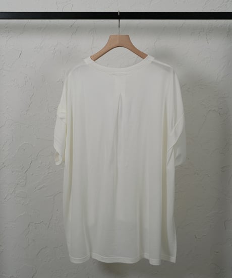 Prime cool leeve tuck Tshirt