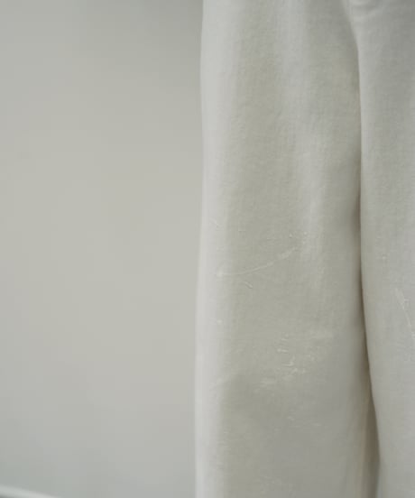 【ayane】　ご予約  ホワイトデニムバレルレッグペイント加工パンツ【レギュラー丈】