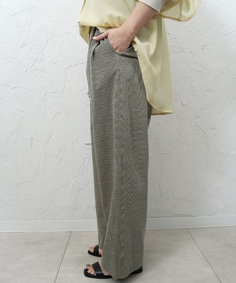 Hickory relaxing pants 残り僅か！