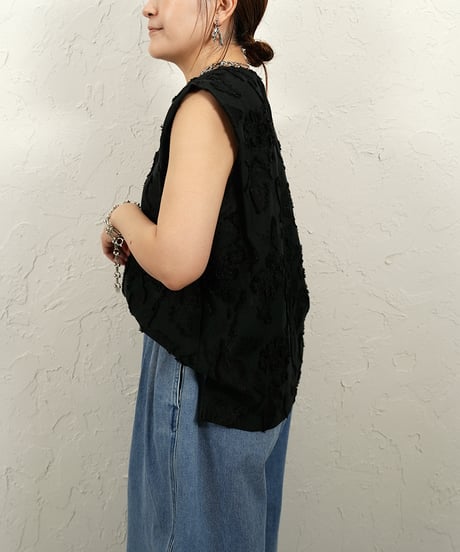 Jacquard vest