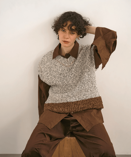 【YENN】　ご予約  BI COLOR KNIT VEST