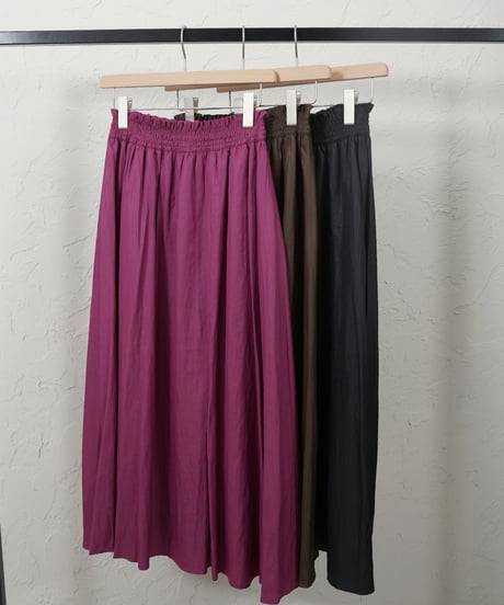Vintage satin skirt 残り僅か！