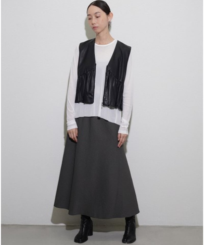 新作 30%off★CYAN TOKYO ヴィーガンレザーバルーンギャザーベスト CYAN TOKYO】ヴィーガンレザーバルーンギャザーベスト | Radiant