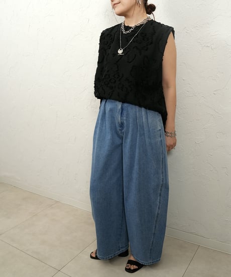 Jacquard vest