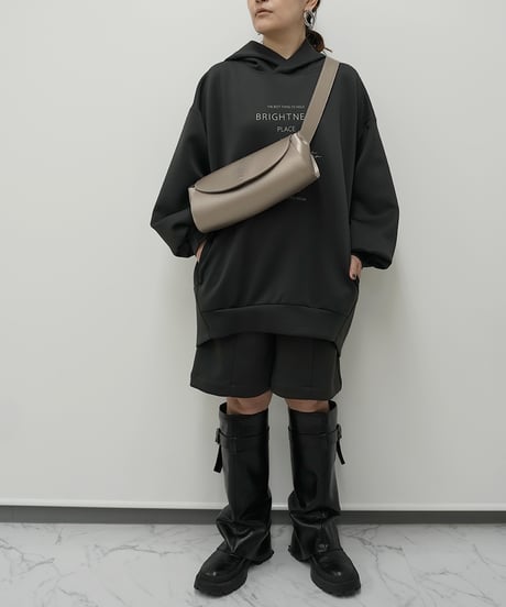 ボンディングショートパンツ　取り寄せ