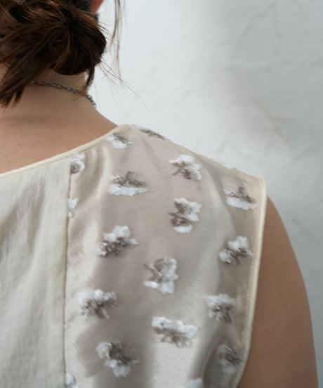 Popcorn flour blouse【ラスト2点】