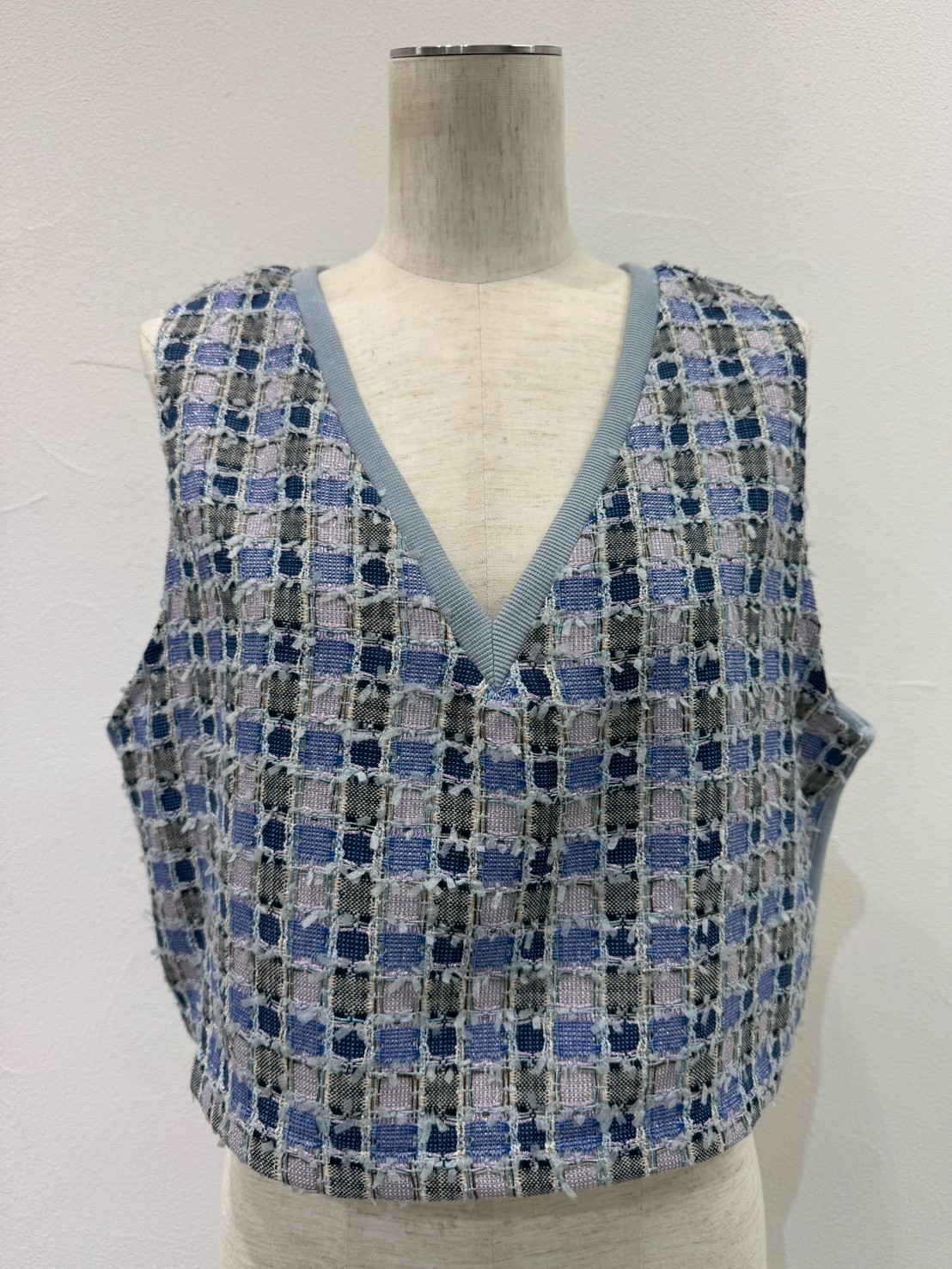 CYAN TOKYO フリンジツイードベスト CYAN tokyo】 ご予約 フリンジツイードリブベスト | select shop