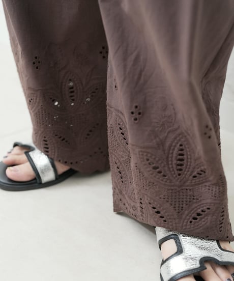 Hem race tack pants