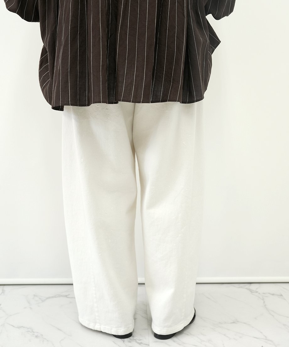 ayaneペイント加工バレルレッグパンツ 40 インディゴ 新品 ayane】 ご予約 ホワイトデニムバレルレッグペイント加工パンツ