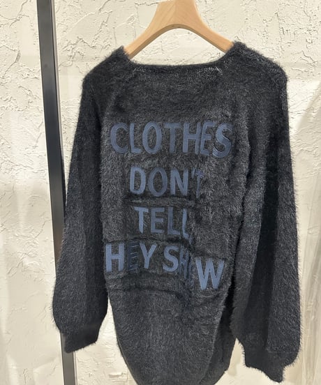 バックロゴ刺繍シャギーニット