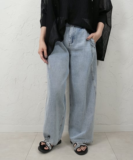 Side tuck curve loose denim Pants　長い方のみ
