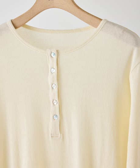 HENRY NECK TEE