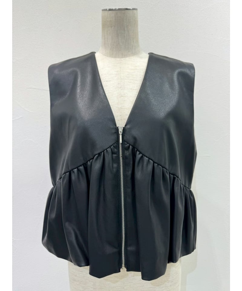 新作 30%off★CYAN TOKYO ヴィーガンレザーバルーンギャザーベスト CYAN TOKYO】ヴィーガンレザーバルーンギャザーベスト | Radiant