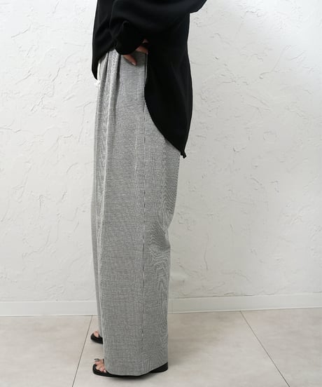 Hickory relaxing pants 残り僅か！