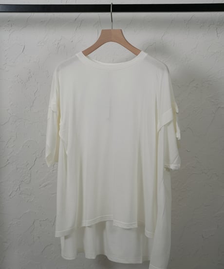 Prime cool leeve tuck Tshirt